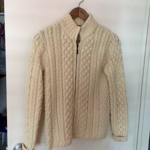 Lady’s sweater